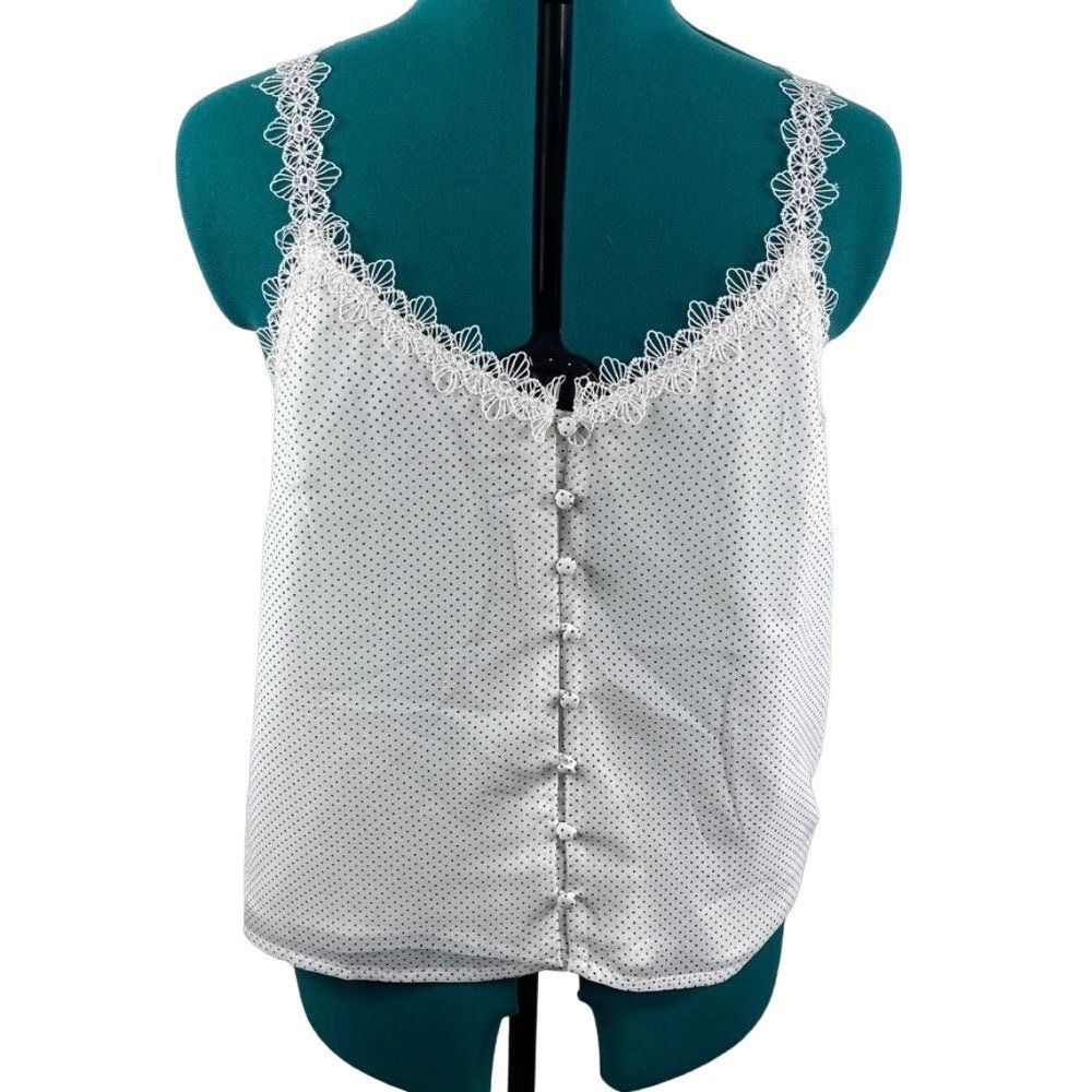 NWT BB Dakota White Lace with Black Dots Blouse- Size M